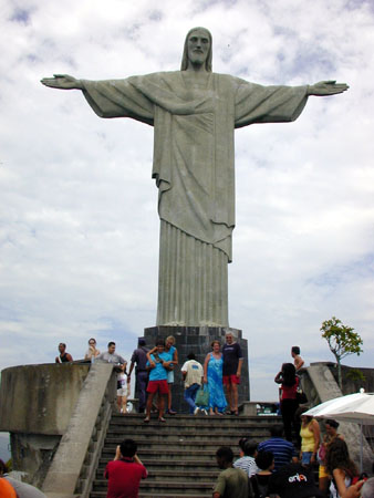 Statue of Christ on top of Corcvoado Mountian